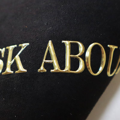 Étiquette de transfert thermique en TPU noir GlossGrip (0,2 mm, fusion sur vêtement)