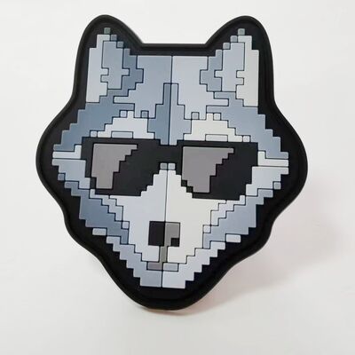 Emblème personnalisé en silicone 3D - Écusson thermocollant en silicone en forme de loup en pixel art pour vêtements