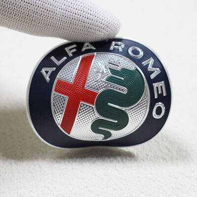 Emblème de voiture de tension en TPU 3D personnalisé - Badge de transfert de chaleur du logo Alfa Romeo pour les intérieurs automobiles