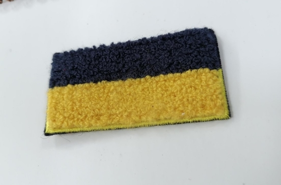 Labels lavables adaptés aux besoins du client de correction de broderie de serviette de transfert de chaleur pour des vêtements