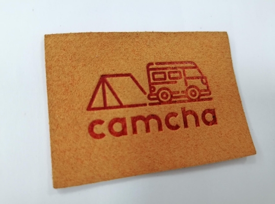 L'unité centrale de suède de Microfiber de couleur de Pantone a gravé les corrections en refief en cuir cousent sur l'habillement