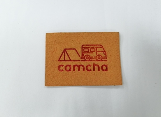 L'unité centrale de suède de Microfiber de couleur de Pantone a gravé les corrections en refief en cuir cousent sur l'habillement