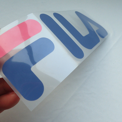 Labels écologiques d'habillement de transfert de chaleur du silicone 3D avec votre propre logo