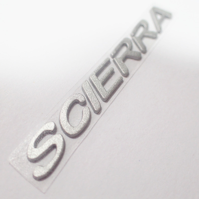 Les labels adaptés aux besoins du client d'habillement de transfert de chaleur du silicone 3D avec de l'argent Shinny la couleur