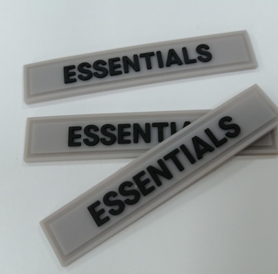 Cousez sur PVC 3D adapté aux besoins du client par labels en caoutchouc de silicone de corrections pour le vêtement
