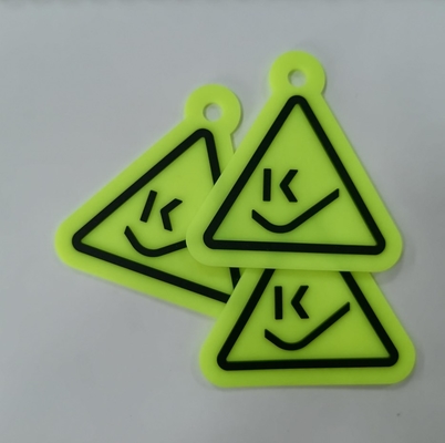 Les insignes en caoutchouc de corrections du silicone 3D de PVC cousent sur lavable adapté aux besoins du client