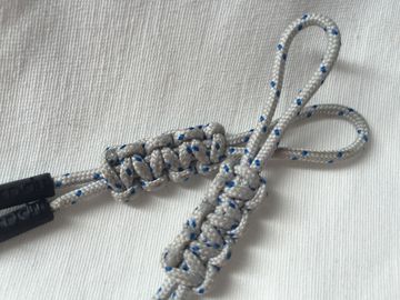 Injection faite main adaptée aux besoins du client des couleurs TPU de la traction 3 de tirette de Paracord