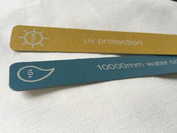 Fonction d'étiquettes de coup de chemise d'étiquettes de coup d'habillement formée par coutume de Recyclabel clairement