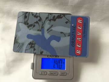 étiquettes légères de coup du carton 1400mg, prix à payer faits sur commande colorés multi d'habillement
