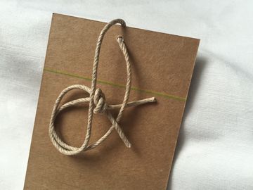 L'étiquette de coup de papier de Brown emballage de 3 couleurs, coton de 3mm/coup fait sur commande de vêtement corde de toile étiquette