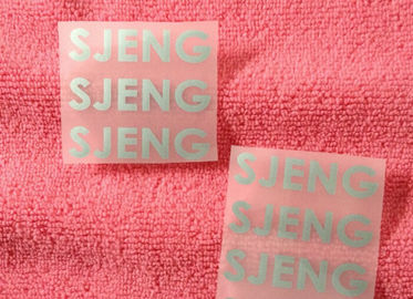 labels d'habillement de transfert de chaleur de silicone de l'épaisseur 3D de 1mm pour Sportwear
