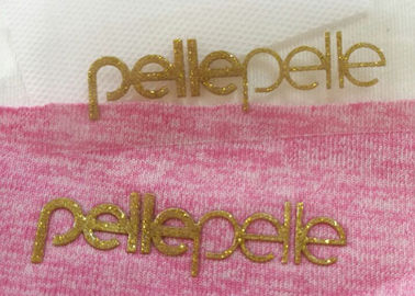 la mode faite sur commande 3d a soulevé le label en caoutchouc de transfert de chaleur de logo de silicone pour des T-shirts