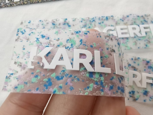 Écran imprimant la correction de silicone, labels de vêtement de transfert de chaleur de couleur de Pantone