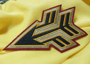 Le tissu fait sur commande des voleurs 3d de drapeau a brodé des corrections de sublimation d'insignes