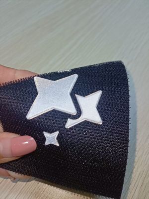 Fer d'usine sur l' étiquette personnalisée 3D Tpu Emblème TPU en relief