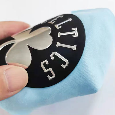 Étiquette TPU personnalisée de haute qualité, étiquette de transfert thermique 3D lavable sur vêtement