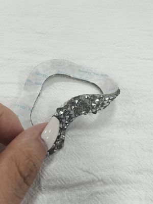 Designers personnalisé modèle de strass flamme texte bling hotfix transfert de chaleur conception fer sur t-shirt veste