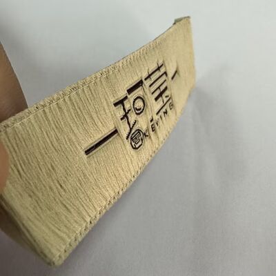 Custom Fabric Woven Labels for Garments, High-Quality Clothing Tags, Personalized Fashion Brand Labels