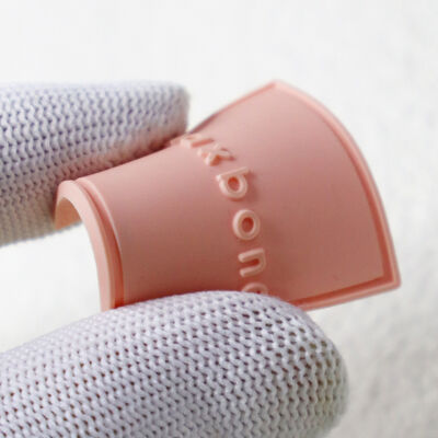 Le patch en PVC surélevé en 3D - Emblème de logo personnalisé pour les vêtements, sacs et accessoires