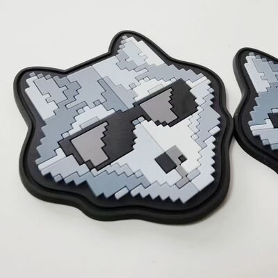 Emblème personnalisé en silicone 3D - Écusson thermocollant en silicone en forme de loup en pixel art pour vêtements