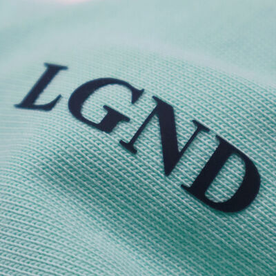 Étiquettes de transfert de chaleur en silicone plat personnalisées pour les vêtements