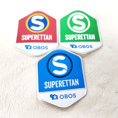 Badge de transfert thermique TPU personnalisé - Logo Superettan OBOS Étiquettes de vêtements en relief 3D pour accessoires vestimentaires
