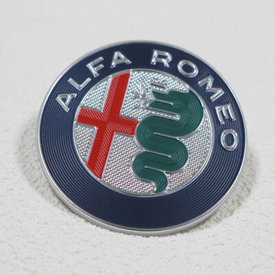 Emblème de voiture de tension en TPU 3D personnalisé - Badge de transfert de chaleur du logo Alfa Romeo pour les intérieurs automobiles