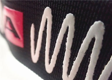 Lissez la bande élastique extérieure brillante de jacquard de sensation avec le logo de silicium d'impression d'écran