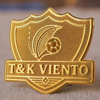 Badges personnalisés en silicone 3D haute fréquence TPU avec logos personnalisés, parfaits pour le marquage durable de vêtements et les écussons
