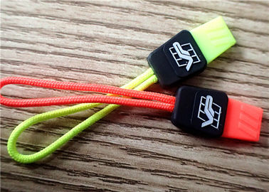 Extracteur en caoutchouc de tirette de couleur fluorescente avec le logo de gravure en relief pour le vêtement, sacs, bagages