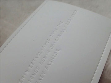 Corrections de logo de relief par cuir qui respecte l'environnement d'unité centrale pour la couleur de Pantone de jeans