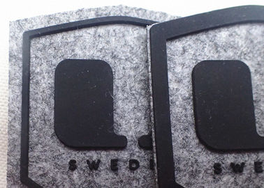 La coutume a senti le logo de silicone de corrections de tissu pour GV BV de chapeaux/sacs/vêtements OEKO