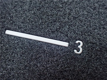 Correction grise faite sur commande de crochet de Velcro noir qui respecte l'environnement et d'habillement de logo de la boucle TPU