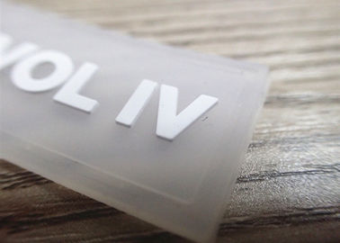 Façonnez le fer 3d sur la correction en caoutchouc de PVC de coutume de tissu mou de correction de silicone d'insigne