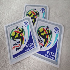 Transfert de chaleur de coupe du monde de la FIFA s'assemblant des corrections multicolores pour la décoration de vêtements de sport