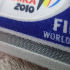 Transfert de chaleur de coupe du monde de la FIFA s'assemblant des corrections multicolores pour la décoration de vêtements de sport