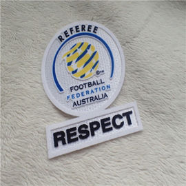 L'habillement fait sur commande de mode raccorde la fédération Tatami lavable du football s'assemblant le label pour le vêtement