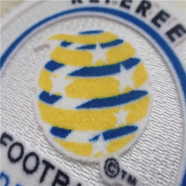 L'habillement fait sur commande de mode raccorde la fédération Tatami lavable du football s'assemblant le label pour le vêtement