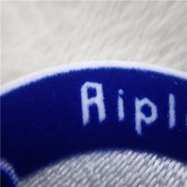 Le double fer de forme ronde de couleur sur la coutume raccorde le logo Tatami de requin s'assemblant avec la colle chaude de fonte