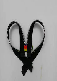 L'extrémité ouverte 5# plaquant les dents en laiton colorées en métal Zipper pour des chaussures/veste/jeans