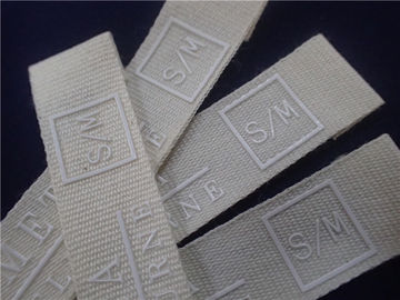Labels de tissu imprimés par blanc avec le logo de silicone pour des corrections d'habillement de sports
