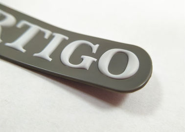 Le logo adapté aux besoins du client raccorde 3D le PVC en plastique que mou a gravé la correction en refief en caoutchouc de silicone