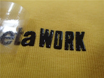Labels de transfert de chaleur de mode pour le logo noir brillant de silicone de vêtements de sport