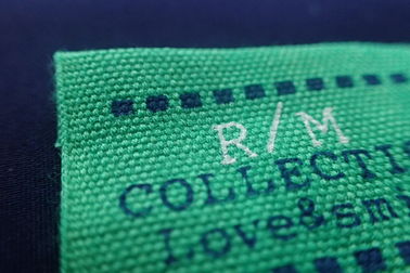 Labels tissés par coutume d'impression d'écran de rectangle pour des vêtements, chapeaux