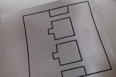 Labels d'habillement tissés par soin lavable de ruban d'impression d'écran pour le polo, manteau, pantalon