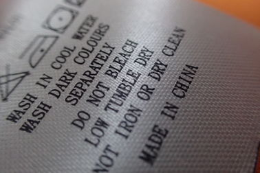 Labels d'habillement tissés par soin lavable de ruban d'impression d'écran pour le polo, manteau, pantalon