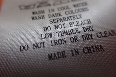 Labels d'habillement tissés par soin lavable de ruban d'impression d'écran pour le polo, manteau, pantalon