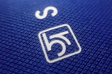 Corrections claires de transfert de chaleur d'impression d'écran en soie de logo d'encre pour l'usage du football