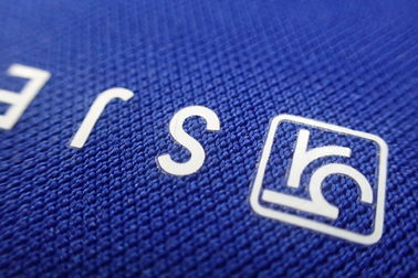 Corrections claires de transfert de chaleur d'impression d'écran en soie de logo d'encre pour l'usage du football