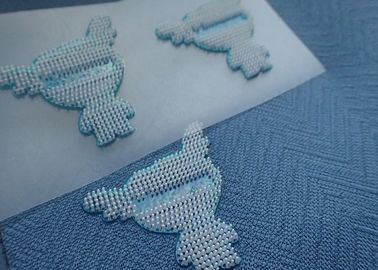 L'habillement augmenté par silicium promotionnel de transfert de chaleur marque le fer fait sur commande sur des autocollants